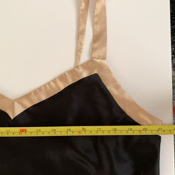 Jones New York Black Midi Dress with Gold Accents Sleeveless Belt Slits Size 1X - Picture 3 of 9